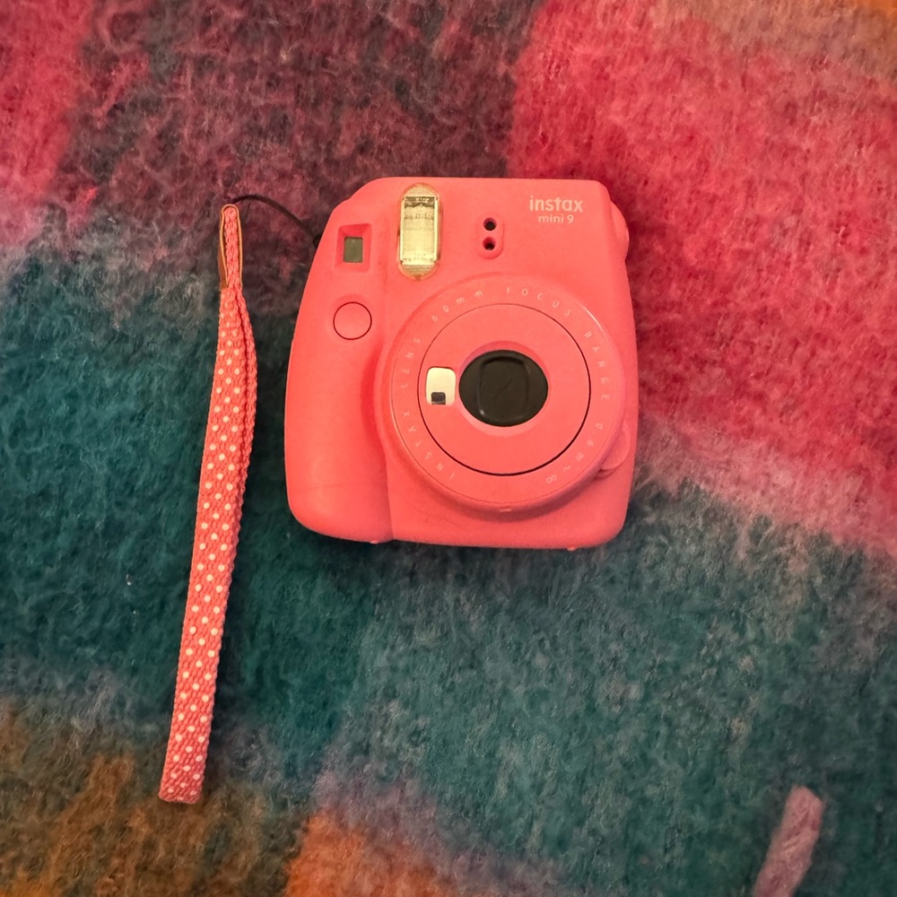 Fujifilm Instax Mini 9 Pink Instant Camera Film Photography